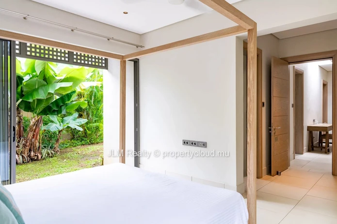 Villa d’Exception avec un magnifique Terrain vue golf à Vendre dans un Domaine Golfique