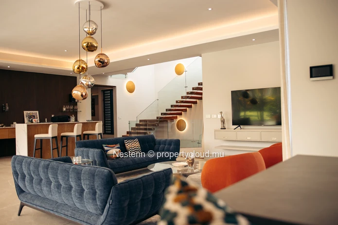 Exclusive designer villa with 5 bedrooms and breathtaking mountain views 