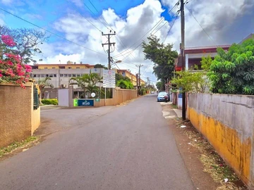 Commercial Land