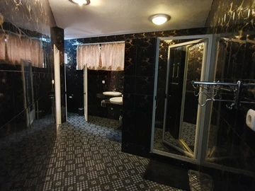 Maison de 8 Chambres