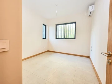 4 Bedroom Apartment