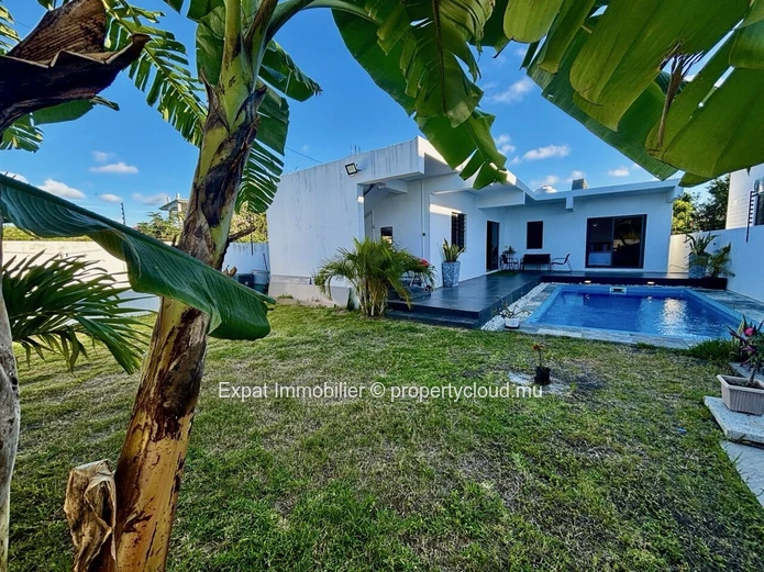 Single-Level 2-Bedroom Villa With Garden And Swimming Pool – Péreybère