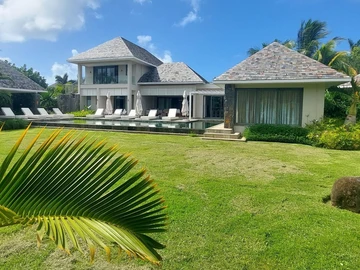 4 Bedroom Villa