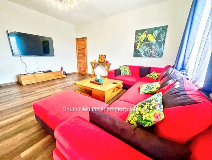 Magnifique villa contemporaine à Pereybere, avec quatre chambres avec salle de bains privative, des espaces de vie él...
