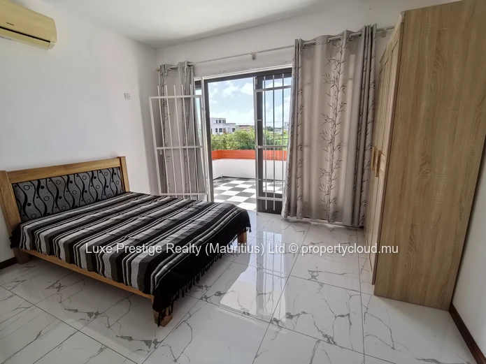 Luxury 4-Bedroom Ensuite Villa for Sale in Mont Choisy | Private Pool | Smart Security | Rs 20M