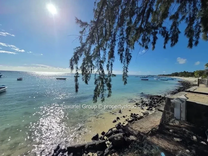 Superbe villa en bord de mer avec vue panoramique à Trou aux Biches
