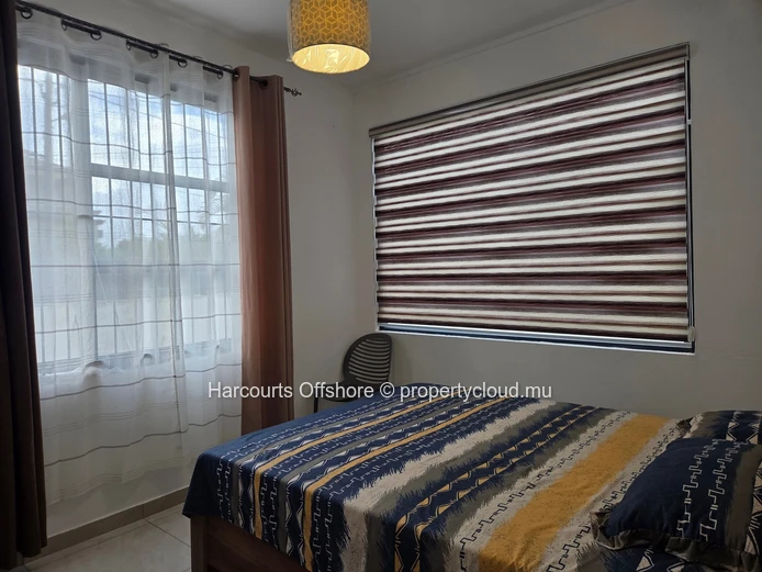 3-bedroom apartment for sale in Mon Choisy, ideal location near beach and amenities