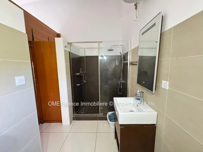 Furnished 4-Bedroom En-Suite House with Swimming Pool | Black Rock