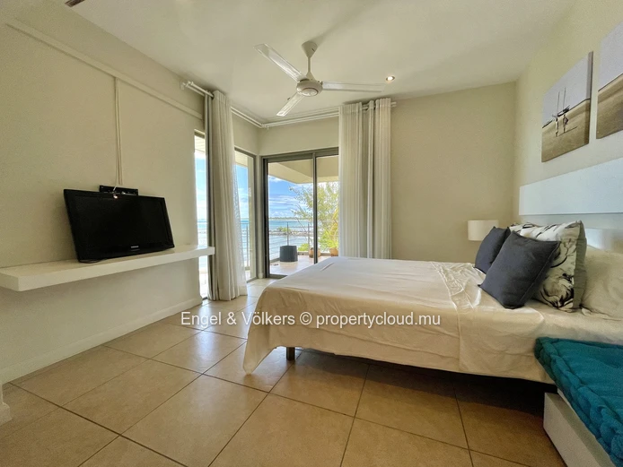 Dream Beachfront Penthouse