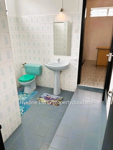 Maison À Vendre À Quatre Bornes