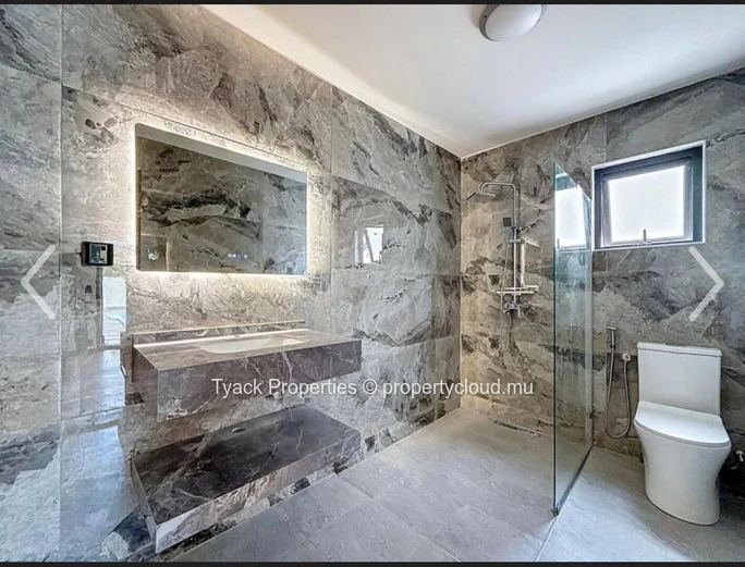 Villa Moderne 3 Chambres avec Piscine à Vendre à Péreybère