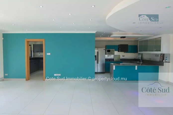 Superbe villa moderne à Beau Vallon avec piscine