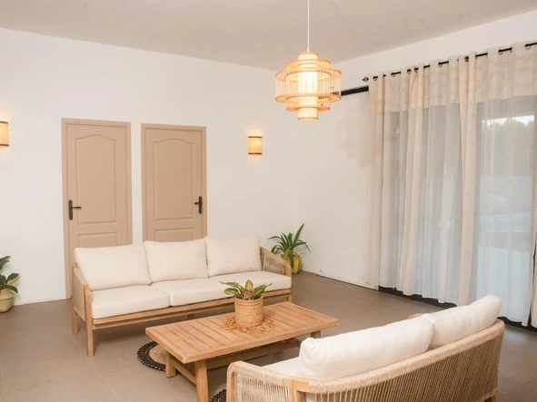 4 Bedroom Villa