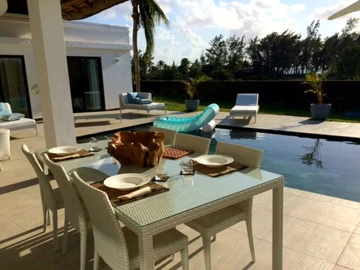 4 Bedroom Villa