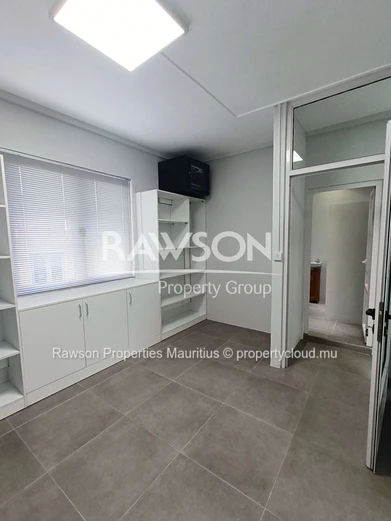 27m² Office To Let in Grande Rivière Noire