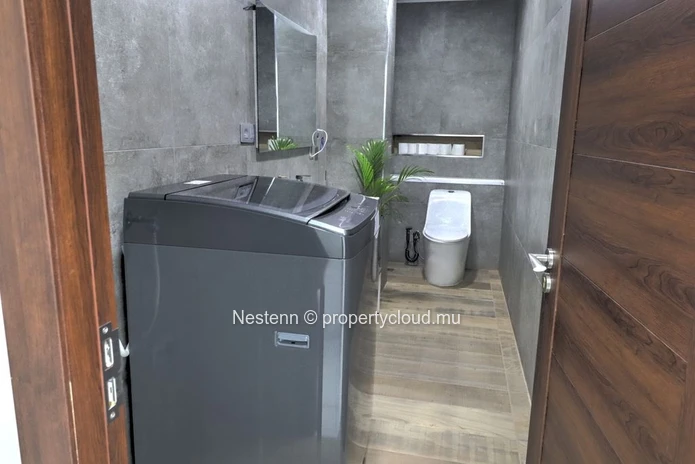 Elegant Penthouse – 3 En-suite Bedrooms