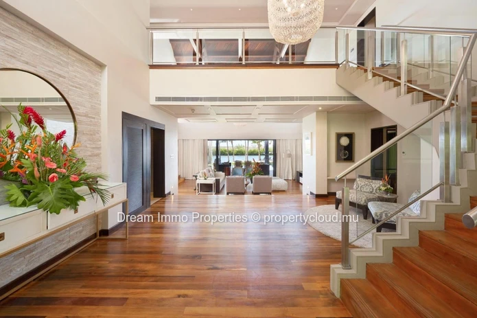 Sublime Beachfront Villa, Access And Sea View At Four Seasons Anahita In Beau Champ - Mauritius