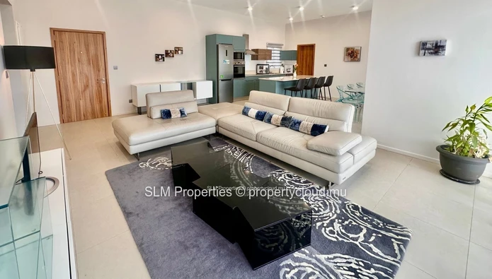 Moka- Elegant and Modern 3 bedroom Penthouse with panoramic views