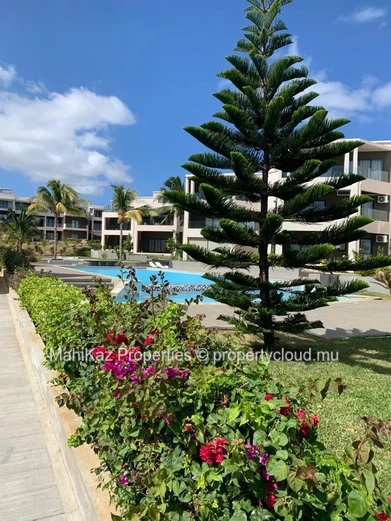 Beachfront 3-Bedroom Apartment for Rent in Flic en Flac, Mauritius – Luxury Coastal Living