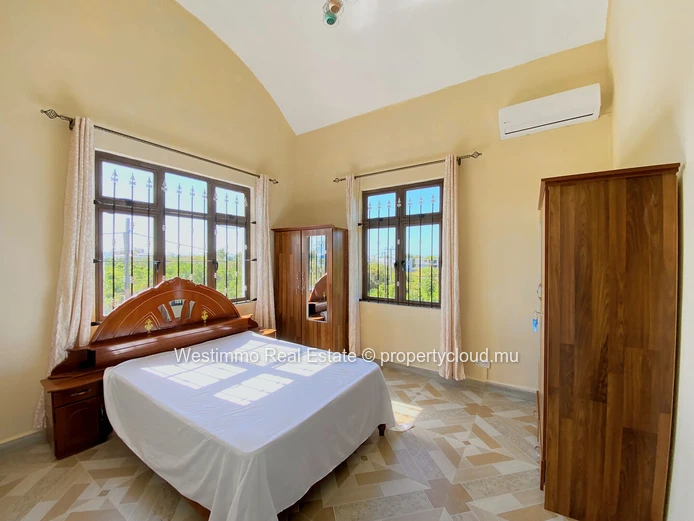 Family home with swimming pool for long-term rent in Grand Gaube, Mauritius