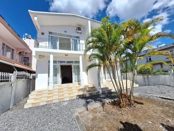 3 Bedroom Townhouse, Duplex