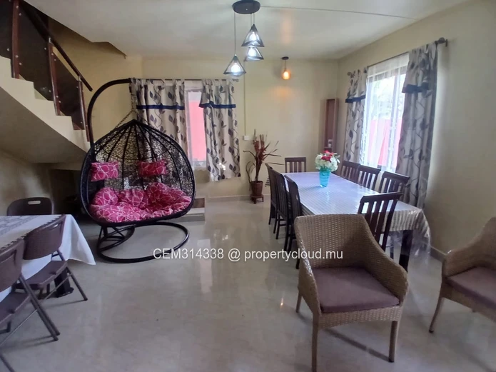  6 Bedrooms Furnished House for Sale – Trois Bras, Petit Raffray 