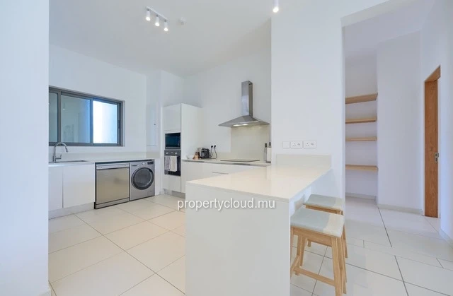 A vendre appartement de 2 chambres en suite accessible aux étrangers à Pereybere.