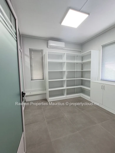 27m² Office To Let in Grande Rivière Noire