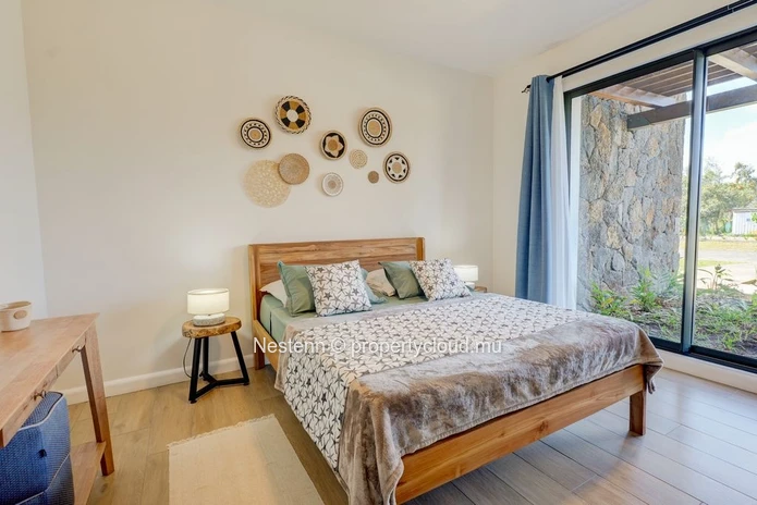 Short Term Rental - To contact Sharon