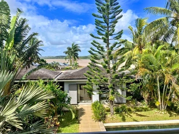 5 Bedroom Villa