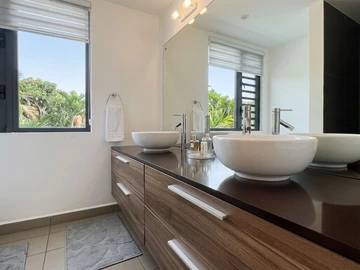 3 Bedroom Townhouse, Duplex