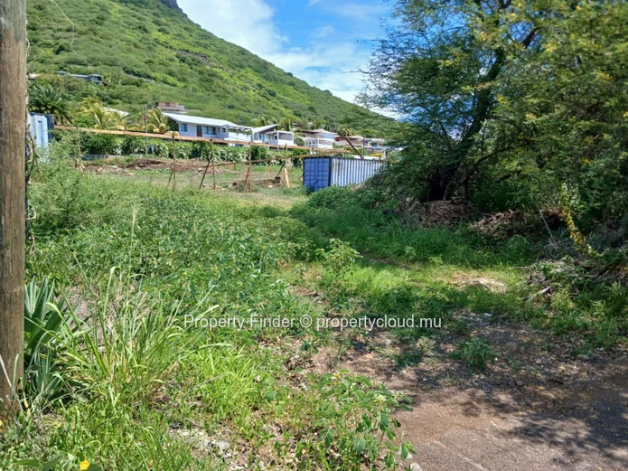 Land - For Sale - Black River 