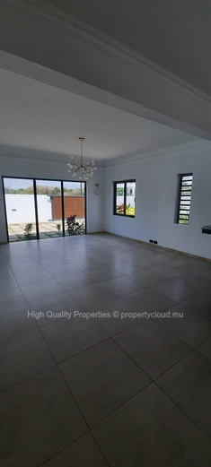 Villa moderne à vendre