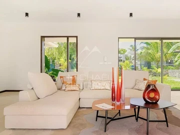 4 Bedroom Villa