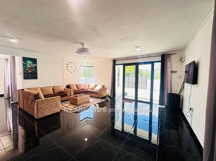 Villa luxueuse à louer – Cagoule (près de Royal Park)