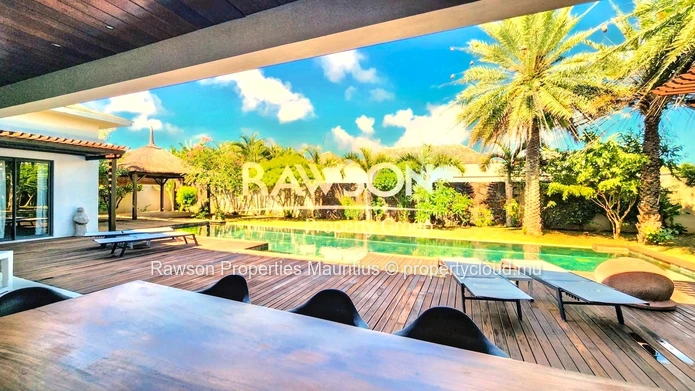  Elegance, Comfort And Privacy Come Together