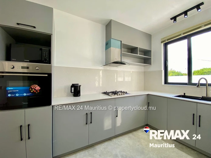 Surfer’s Paradise - New Modern Villa for Rent in La Gaulette