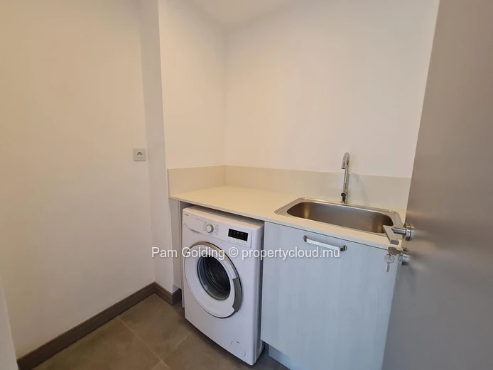 Penthouse spacieux de 3 chambres avec vue sur le lagon à vendre à St. Antoine Residences – Côte Nord de l’île Maurice