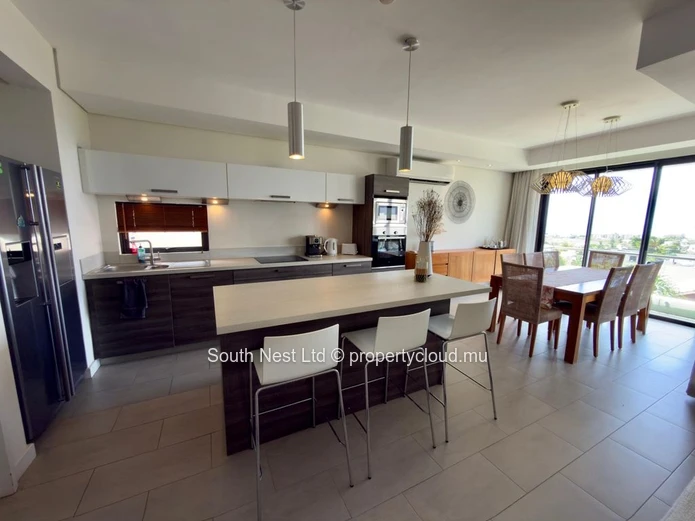Bel appartement en duplex meublé avec 3 chambres en suite