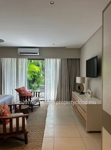 3-bed semi-detached villa in an exceptional prestigious estate. 