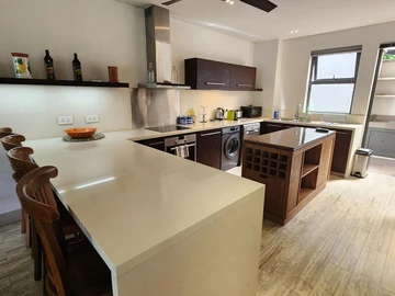Townhouse, Duplex de 3 Chambres