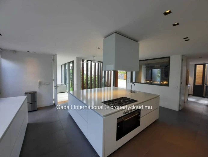 Résidence Prestige à Anahita : Location Villa 5 Suites avec Piscine et Jardin Privé