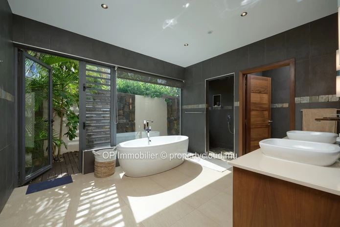 RES Villa for sale
