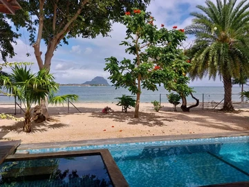 For Rent – Stunning Beachfront Villa with Panoramic View of Le Morne – Black River, Mauritius