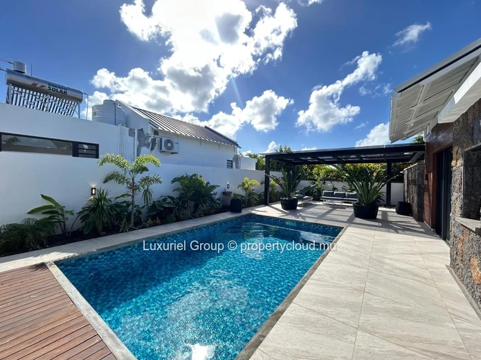 Élégante villa 3 suites avec jardin – Mont Mascal