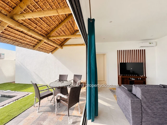 | Villa De Plain-Pied À L’Ambiance Chaleureuse |