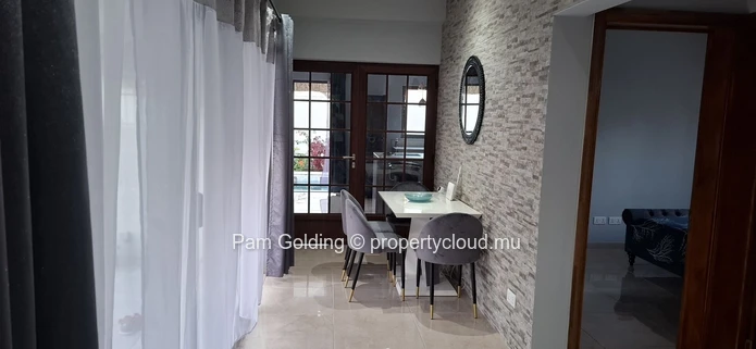 Grand Gaube – Maison à vendre – Pam Golding Mauritius