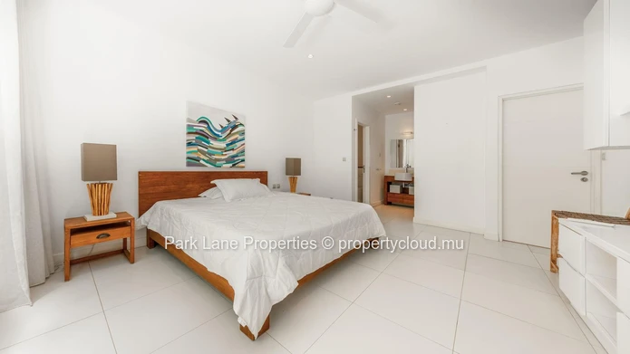 Exquisite Marina Sanctuary with Private Pool and Scenic River Views 