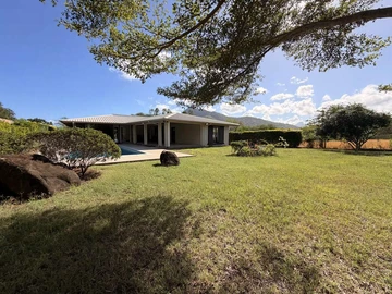 4 Bedroom Villa