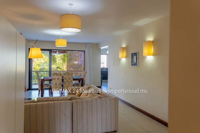 2-Bedroom Apartment near La Preneuse Beach